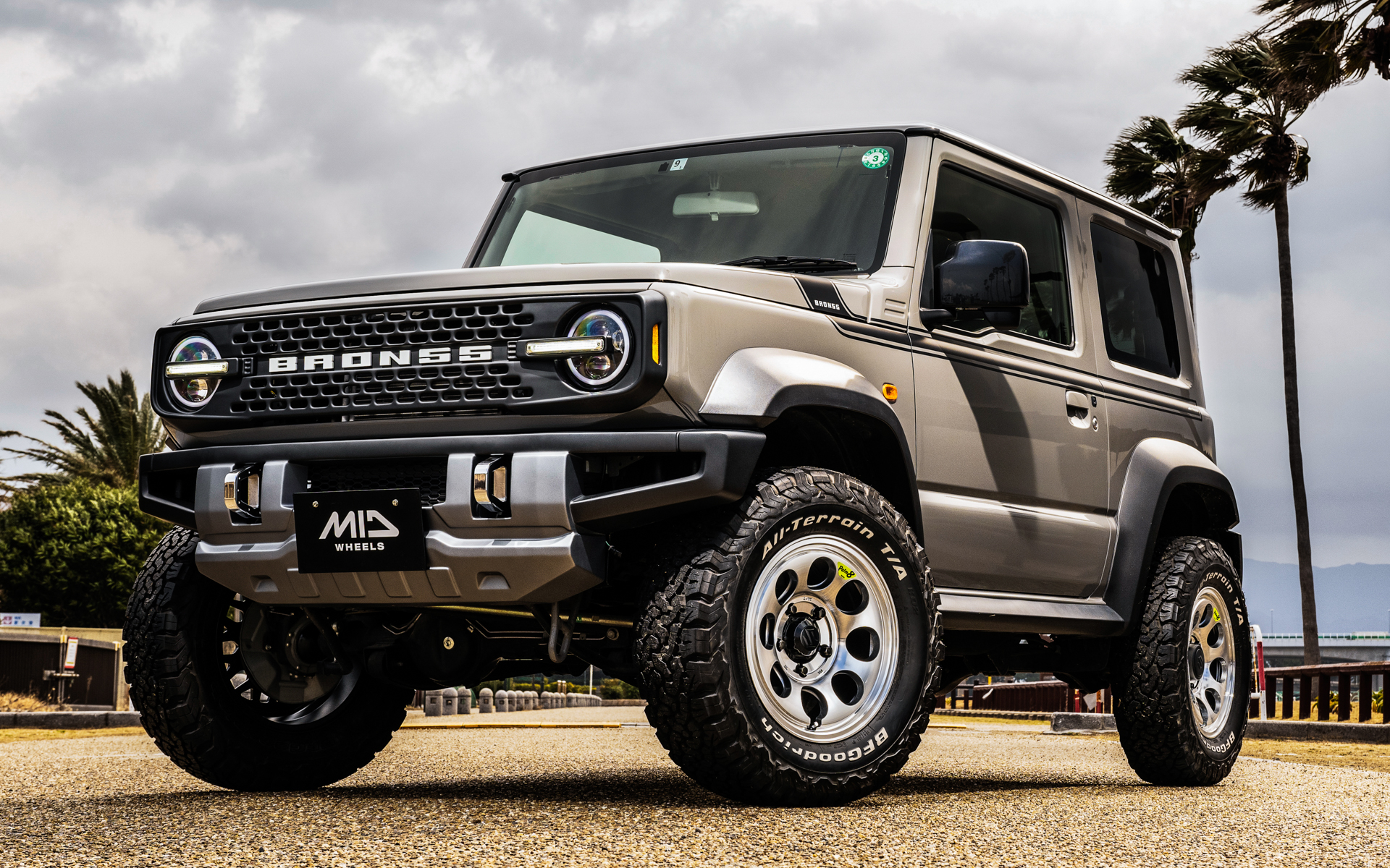 ジムニーに個性を付与するMIDのアルミホイール「ガルシア」シリーズ