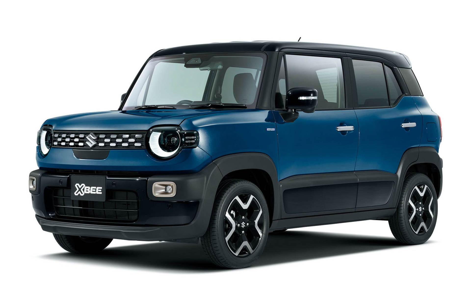 スズキの新型「クロスビー」にパイオニアの9インチカーナビゲーション