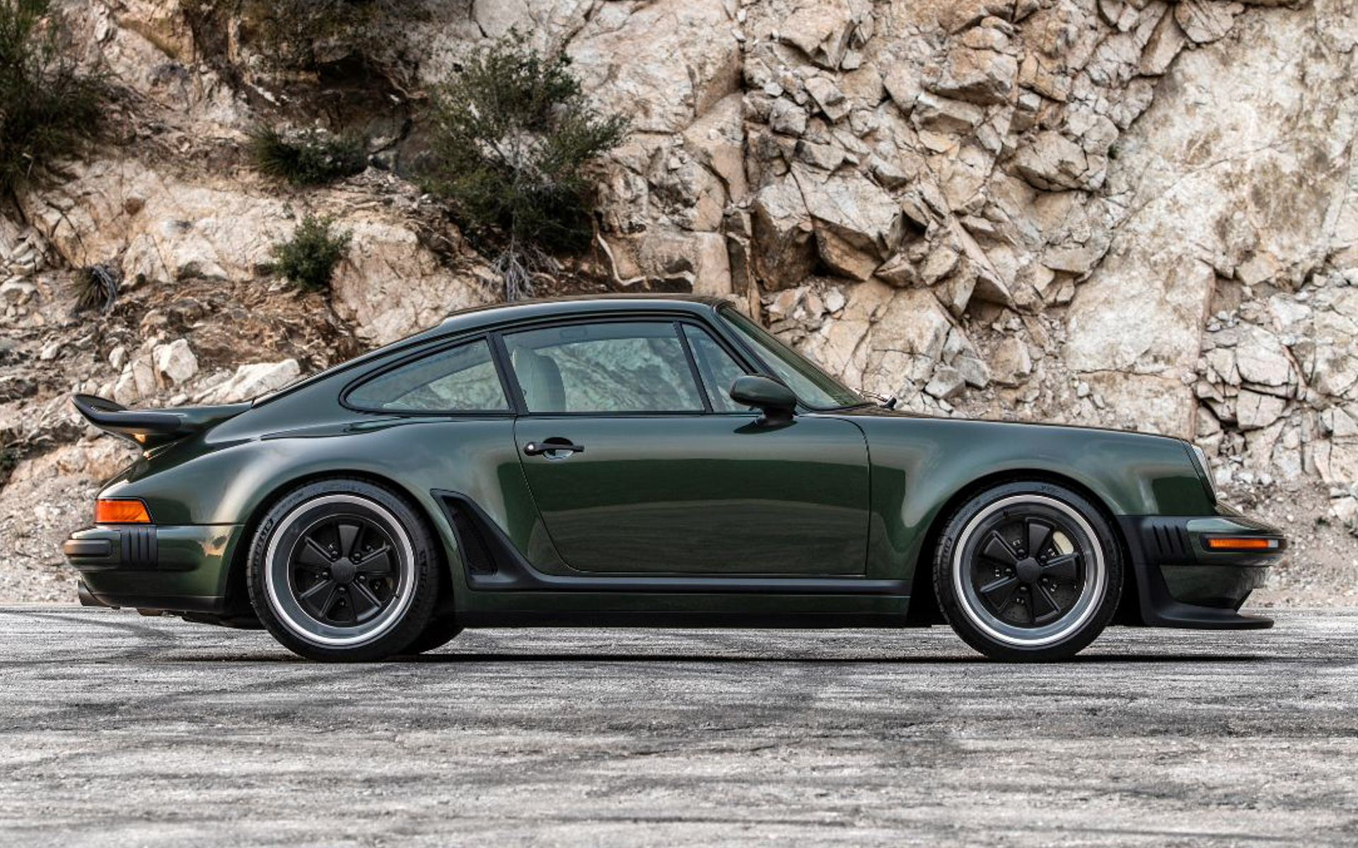 コーンズ、「東京オートサロン2026」へ出展 シンガー・ヴィークル