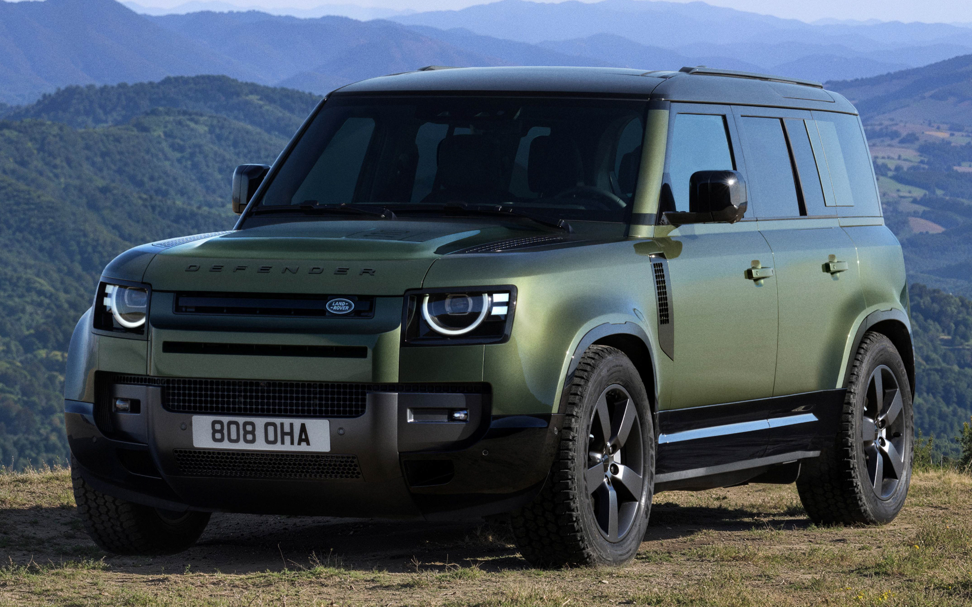 ランドローバー、限定300台の日本上陸75周年記念特別仕様車