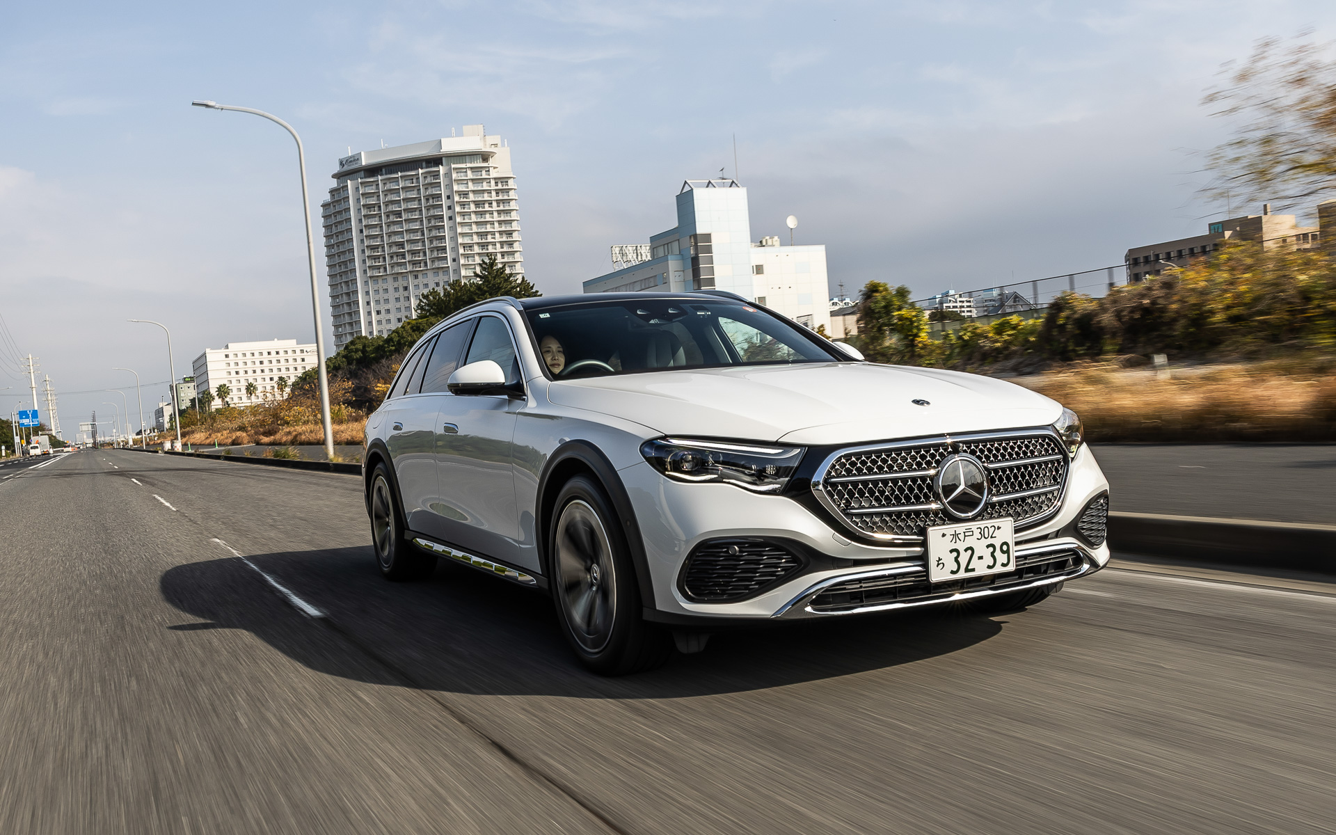 メルセデス・ベンツ「E 220 d 4MATICオールテレイン」試乗 Eクラス唯一