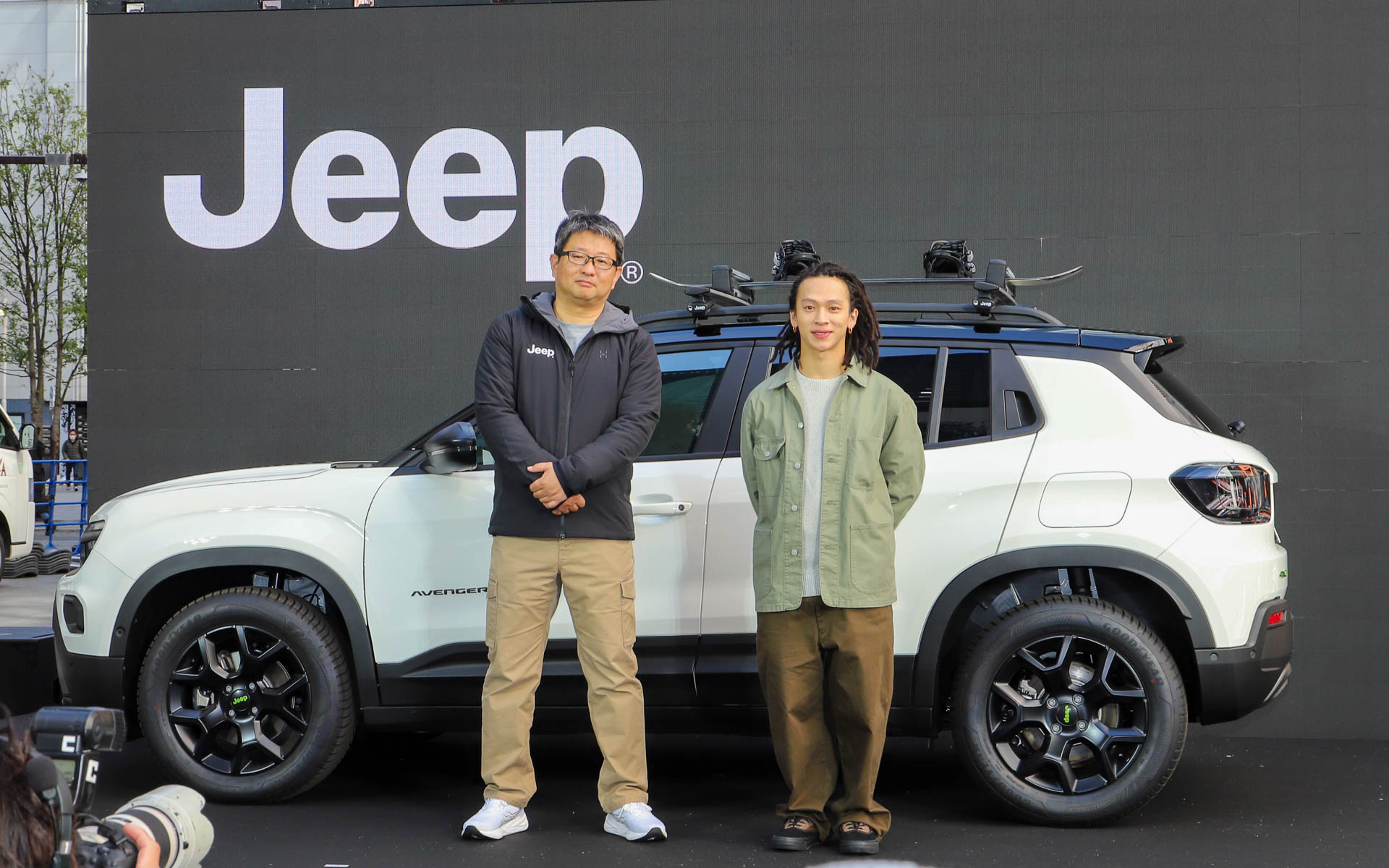 Jeep Launches Avenger 4xe Hybrid in Japan: First 4WD Hybrid Model