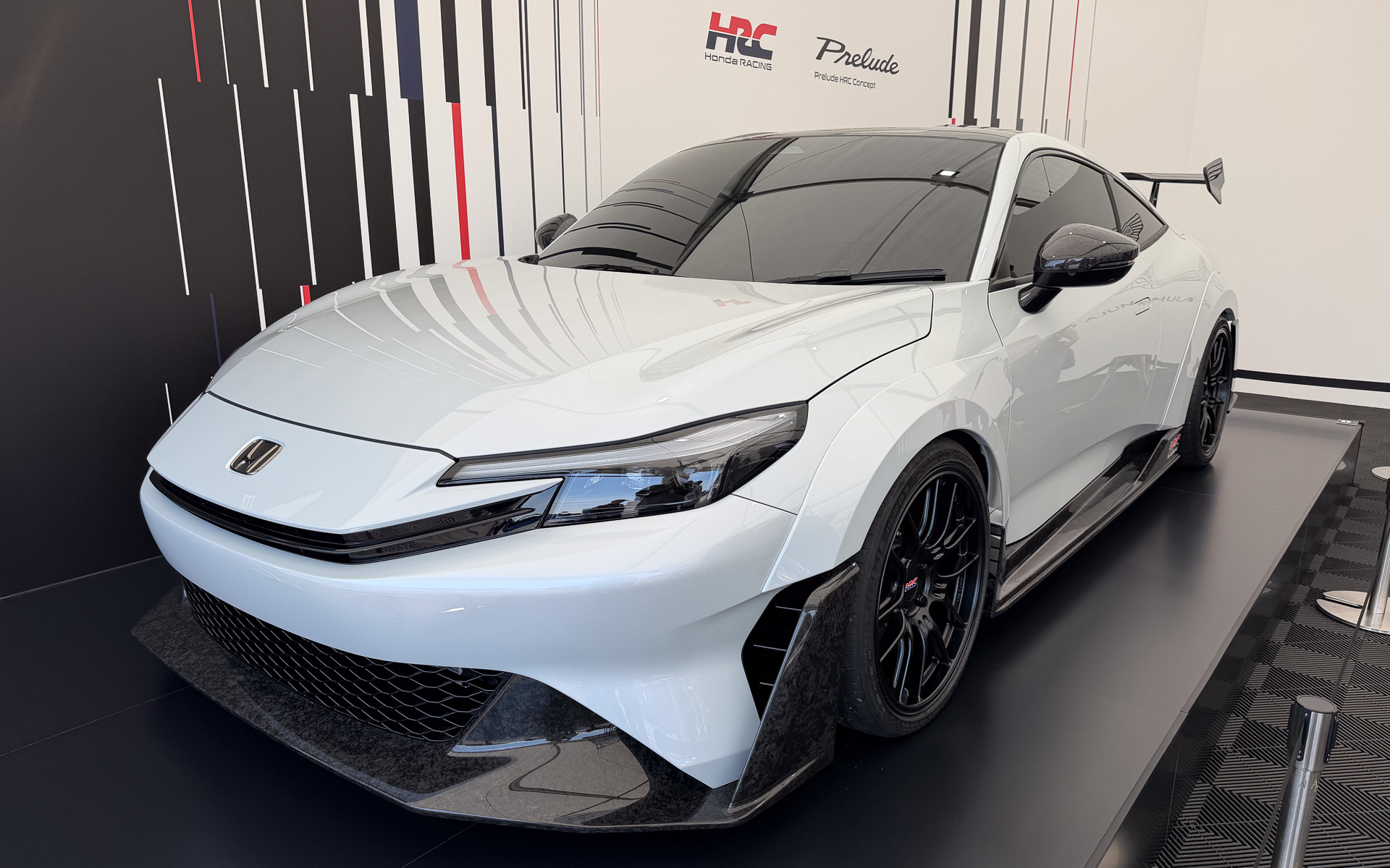 ホンダとHRC、シンプルなカラーリングの「プレリュードHRCコンセプト