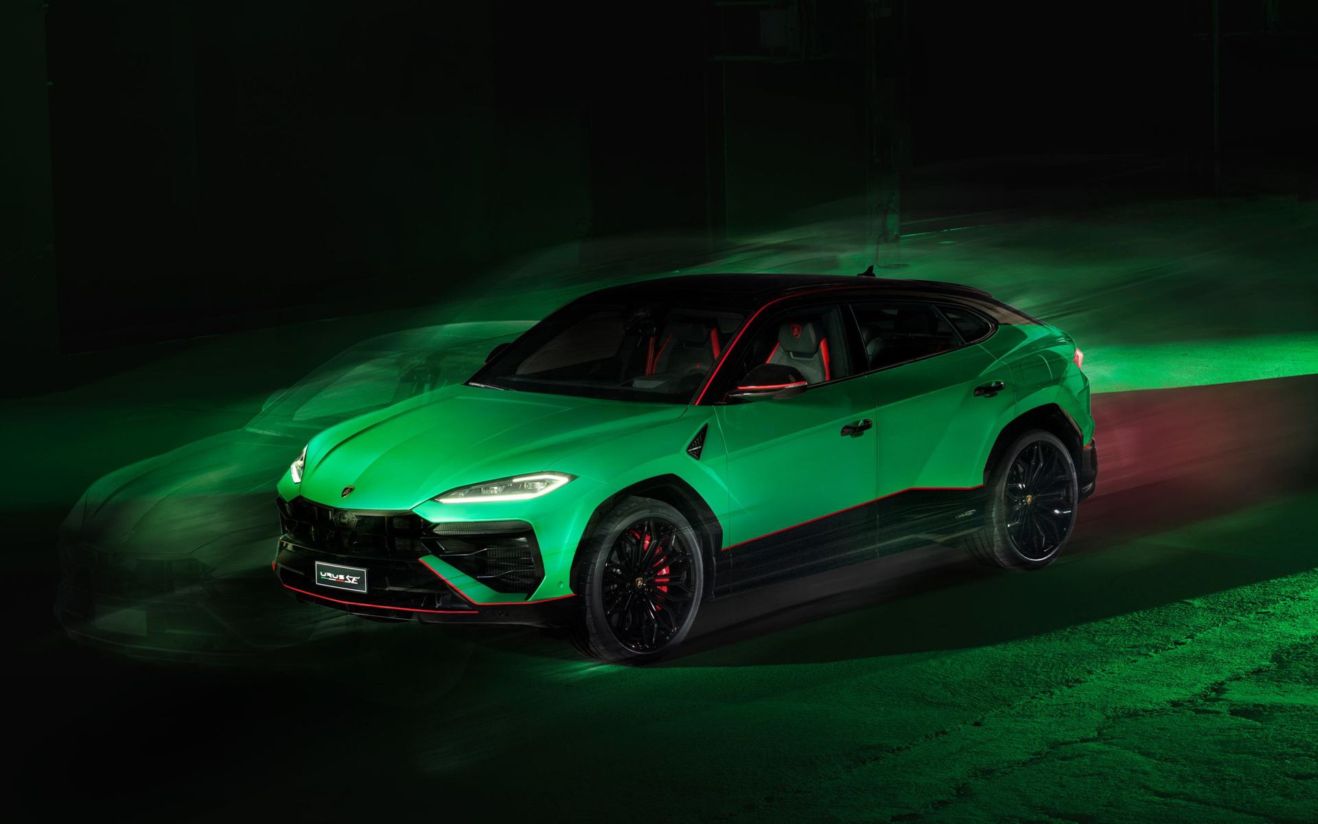 ランボルギーニ、630台限定の特別仕様車「ウルス SE“テットネロ