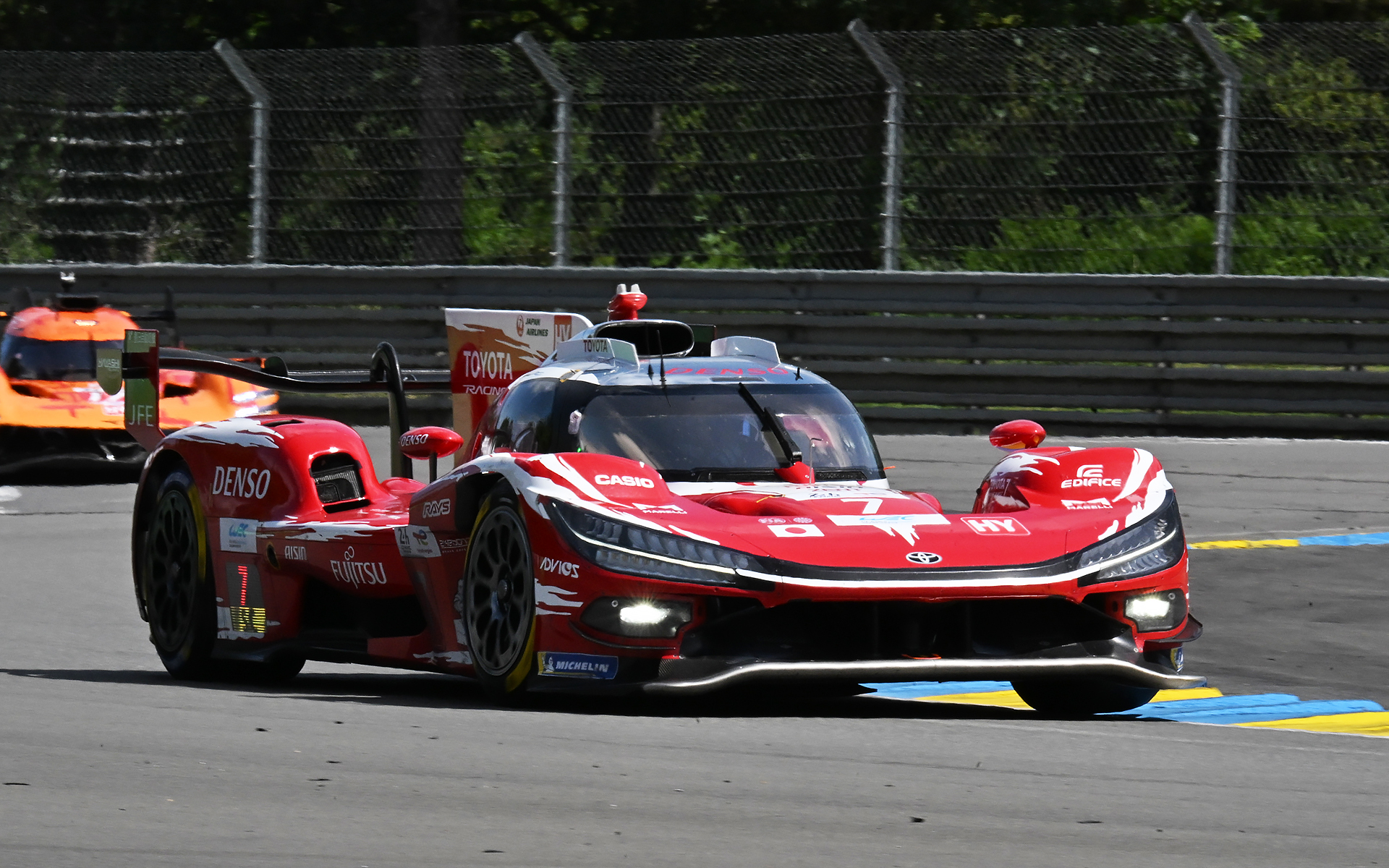 ル・マン24時間、トヨタレーシング7号車が大逆転で優勝 トヨタは4年