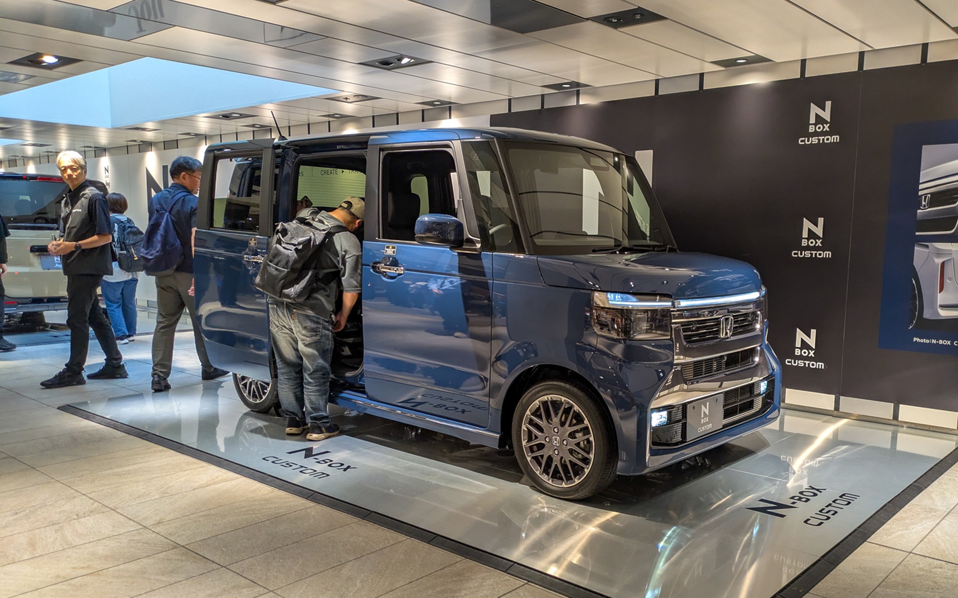 はなぽん様 リクエスト 2点 まとめ商品 ホンダ「N-BOX」改良モデル、東京スカイツリーソラマチひろばと大阪