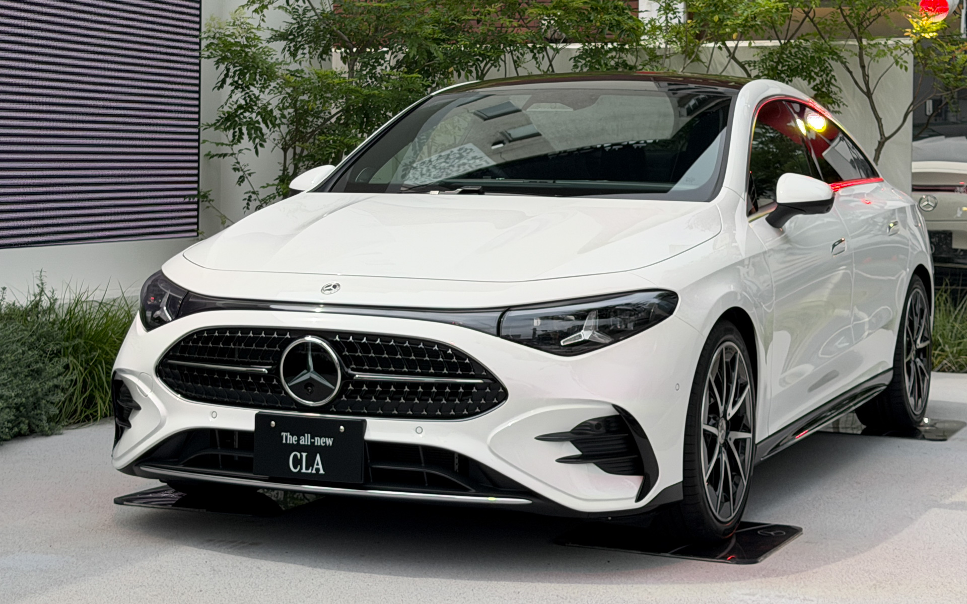 画像］メルセデス・ベンツ、新型4ドアクーペ「CLA」特別先行予約を開始
