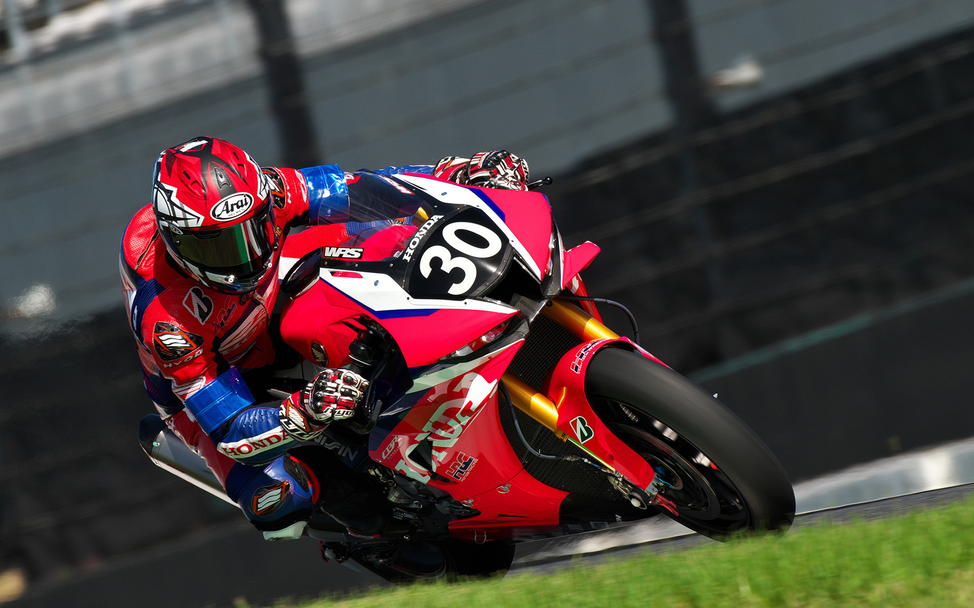 鈴鹿8耐、30号車Honda HRCが5連覇に向けポールポジション獲得 - Car Watch