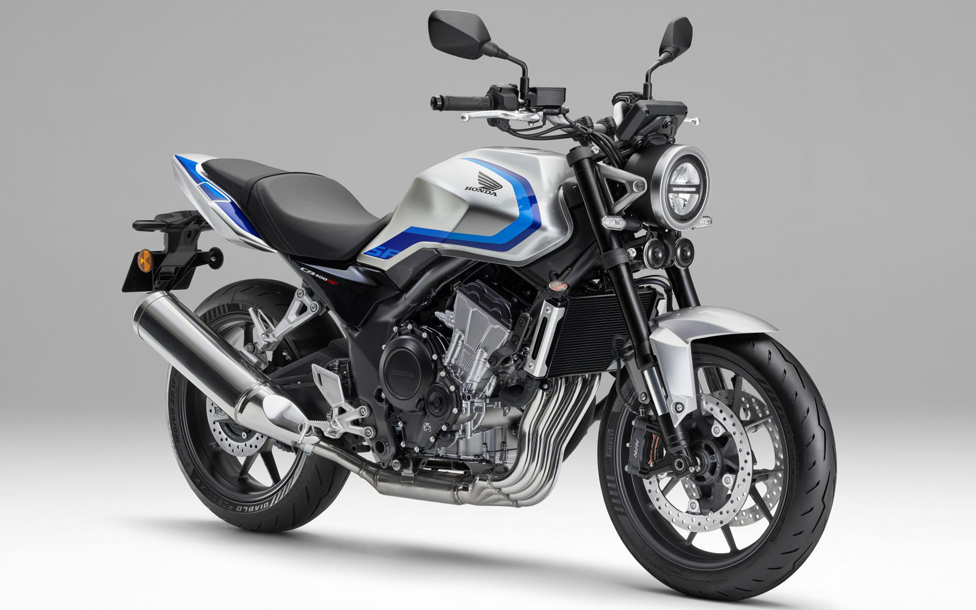 タ*シ様 HONDA ホワイトタンク バイクパーツ　CB400 ホンダ、ネイキッドロードスポーツバイク「CB400スーパーフォアE