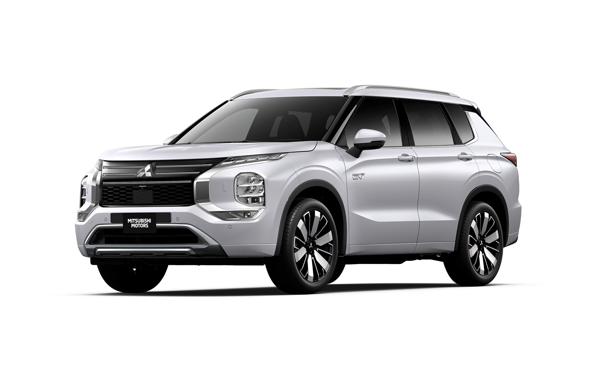 バビ①【新車外し】三菱新型アウトランダーPHEV 20インチ　1本 三菱自動車、クロスオーバーSUV「アウトランダーPHEV」をフィリピンで